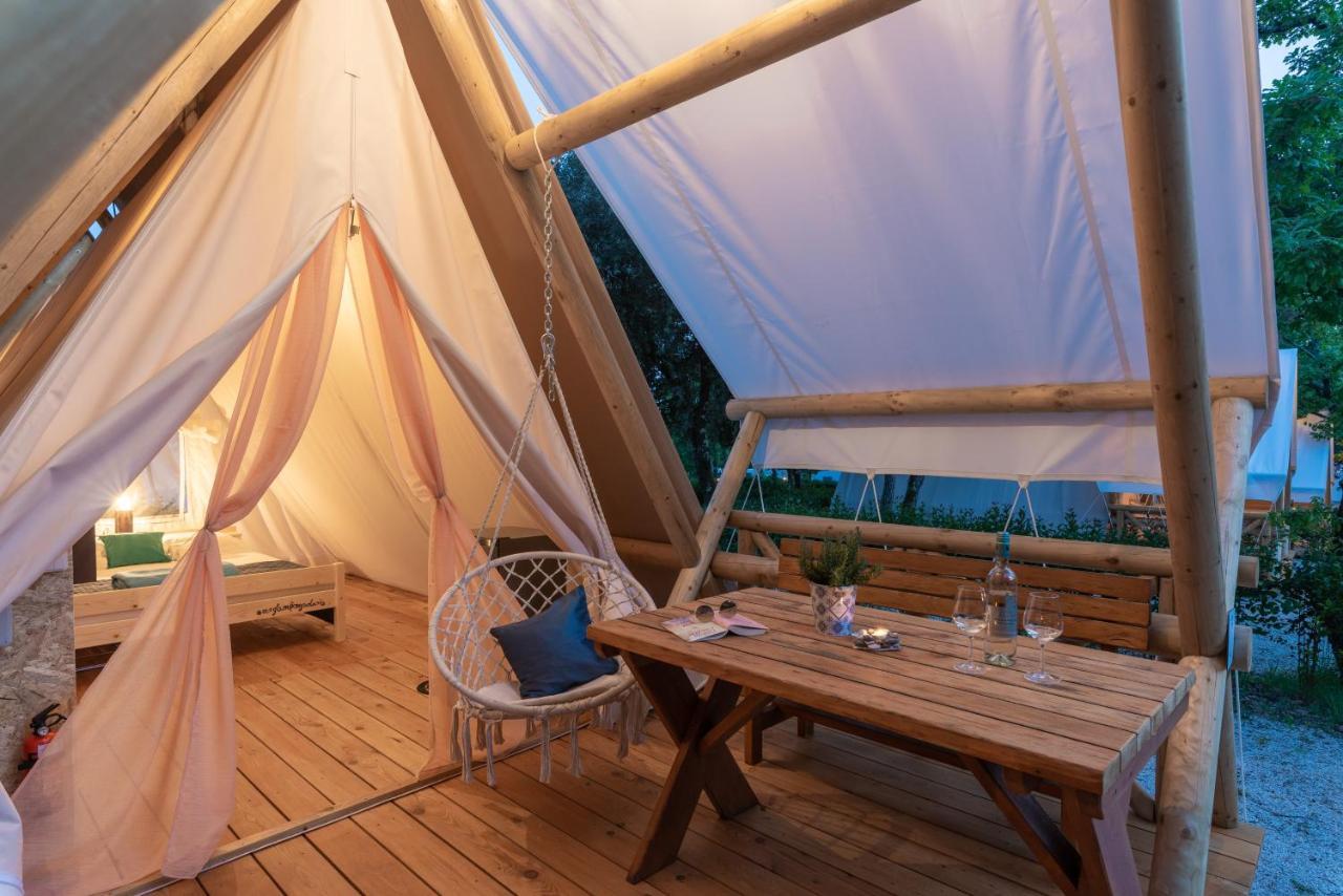 Eco Glamping- Fkk Nudist Camping Solaris Poreč Exterior foto