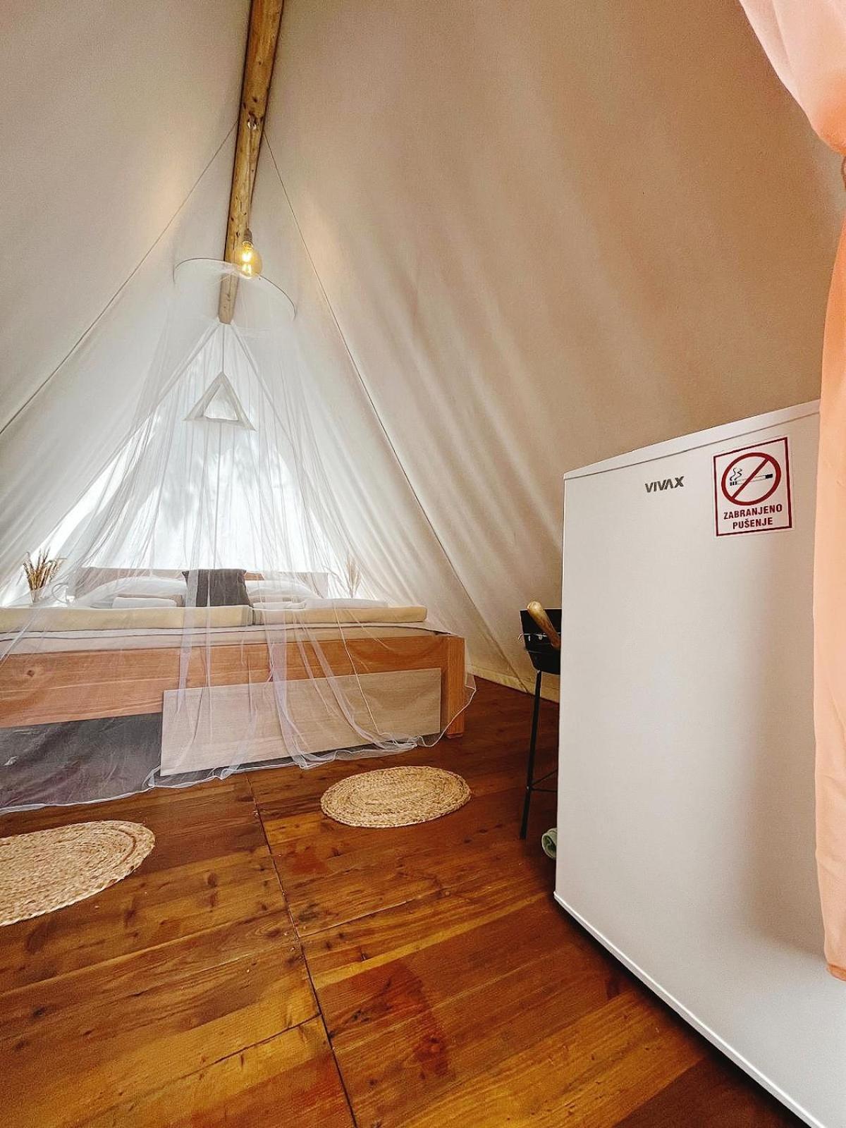 Eco Glamping- Fkk Nudist Camping Solaris Poreč Exterior foto